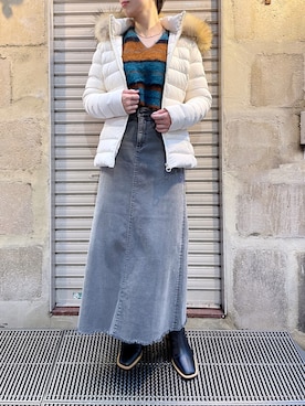 「アイテム（デニムスカート、グレー系）」を使った、T.yukikoさん（レディース・156cm）の秋コーディネート