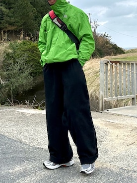 「THE NORTH FACE（ザノースフェイス）の【THE NORTH FACE/ザノースフェイス】日本未発売 防水＆防風 アントラマウンテンジャケット /M ANTORA JACKET（ブルゾン、グリーン系）」を使った、tsukasa さん（メンズ・165cm）の春コーディネート