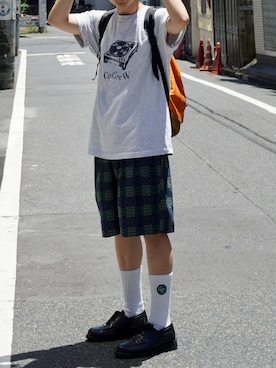 「cpcrewのアイテム（Tシャツ/カットソー、グレー系）」を使った、tsukasa さん（メンズ・165cm）の春コーディネート