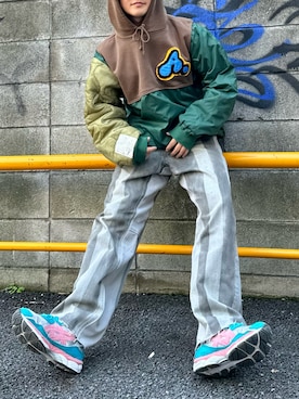「ASICS（アシックス）のアイテム」を使った、tsukasa さん（メンズ・165cm）の秋コーディネート