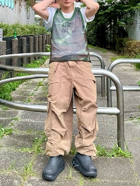 entire studiosのカーゴパンツを使った人気ファッションコーディネート
