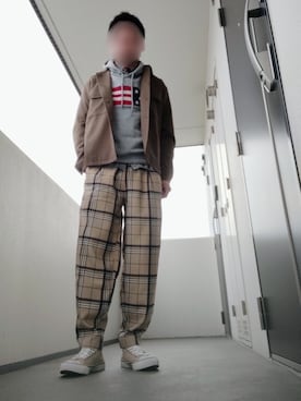 「EDWIN（エドウィン）のアイテム（シューズ）」を使った、Leonさん（メンズ・177cm）の秋コーディネート