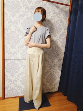 「GRL（グレイル）のアイテム（Tシャツ/カットソー）」を使った、みやのさん（レディース・160cm）の秋コーディネート