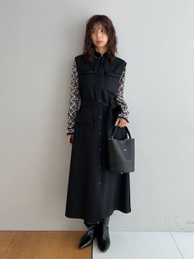 「DRESSTERIOR（ドレステリア）の【モデル美香×DRESSTERIOR】コラボレーション オーバーラップサークルブラウス（シャツ/ブラウス）」を使った、DRESSTERIORさん（レディース・166cm）の秋コーディネート