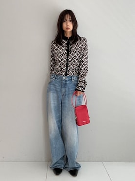 「DRESSTERIOR（ドレステリア）の【モデル美香×DRESSTERIOR】コラボレーション オーバーラップサークルブラウス（シャツ/ブラウス）」を使った、DRESSTERIORさん（レディース・166cm）の秋コーディネート