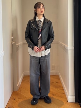 「アイテム（ライダースジャケット）」を使った、DRESSTERIORさん（レディース・157cm）の秋コーディネート