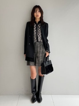 「DRESSTERIOR（ドレステリア）の【モデル美香×DRESSTERIOR】コラボレーション オーバーラップサークルブラウス（シャツ/ブラウス）」を使った、DRESSTERIORさん（レディース・166cm）の秋コーディネート