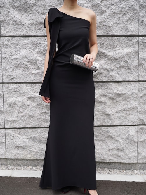 YOKOCHAN ワンショルダードレス ホワイト定価202,800円 250116_2170_2.jpg?v=1739426363