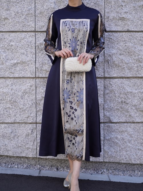 MURRAL フレームドフラワーオープンロングドレス ネイビー Framed flower lace dress (Navy)