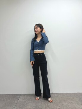 「mystic（ミスティック）のセンターステッチフレアデニム（デニムパンツ）」を使った、たけかわ ななさん（レディース・162cm）の春コーディネート