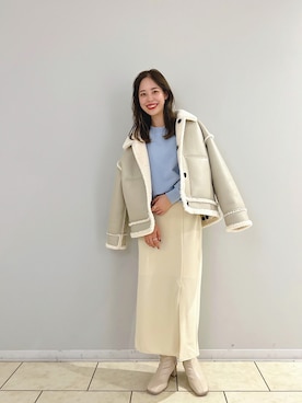 「スリット」｜「アイテム（その他アウター）」を使った、たけかわ ななさん（レディース・162cm）の秋コーディネート