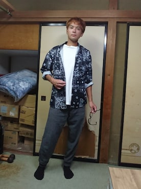 「abcd（ナシ）のアイテム（トップス）」を使った、わっきいさん（メンズ・172cm）の秋コーディネート