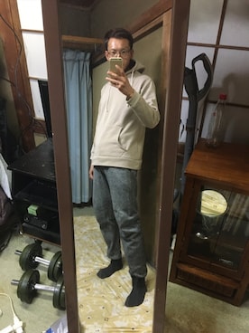 「アイテム（パーカー）」を使った、わっきいさん（メンズ・172cm・30代）の秋コーディネート