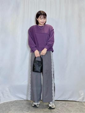 「アイテム（スウェット、パープル系）」を使った、ネリさん（レディース・162cm）の秋コーディネート