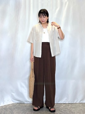 「SHOO・LA・RUE（シューラルー）のマクラメトートバッグ（トートバッグ、イエロー系）」を使った、ネリさん（レディース・162cm）の春コーディネート