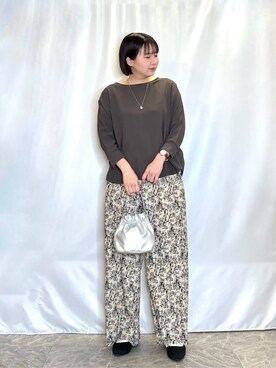 「Airpapel（エアパペル）のアイテム」を使った、ネリさん（レディース・162cm）の春コーディネート