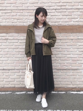 「ホワイトスニーカー」｜「アイテム（ブルゾン）」を使った、ネリさん（レディース・162cm）の秋コーディネート