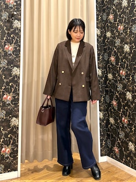 「SHOO・LA・RUE（シューラルー）の【セットアップ可/洗濯後しわになりにくい】ウールフィール ダブルジャケット（テーラードジャケット、ブラウン系）」を使った、ネリさん（レディース・163cm）の秋コーディネート