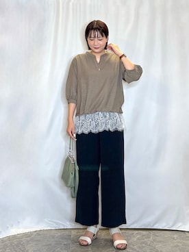 「SHOO・LA・RUE（シューラルー）のアイテム（サンダル）」を使った、ネリさん（レディース・162cm）の夏コーディネート