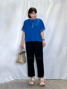 「SHOO・LA・RUE（シューラルー）の【ひんやり/UV】お袖レースが上品 ゆったりとろみトップス（Tシャツ/カットソー、ブルー系）」を使った、ネリさん（レディース・162cm）の夏コーディネート