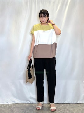 「SHOO・LA・RUE（シューラルー）のジュートランチトートバッグ（トートバッグ、ブラック系）」を使った、ネリさん（レディース・162cm）の春コーディネート