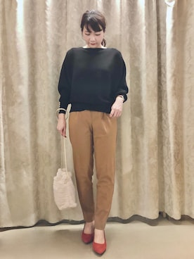 「アイテム（パンプス、ピンク系）」を使った、ネリさん（レディース・162cm）の秋コーディネート