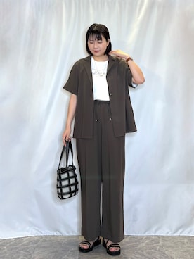 「DRESSTERIOR（ドレステリア）のリネンジャージジャケット（テーラードジャケット、シルバー系）」を使った、ネリさん（レディース・162cm）の春コーディネート