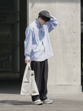 スニーカー グレー系 を使った人気ファッションコーディネート Wear