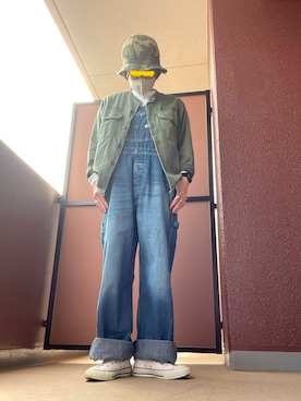 「Lee（リー）のアイテム（サロペット/オーバーオール、その他）」を使った、きんぎょさん（レディース・158cm）の春コーディネート