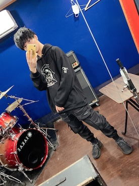 「AT THE MOMENT（アットザモーメント）のアイテム」を使った、Tomo.twさん（メンズ・172cm）の秋コーディネート