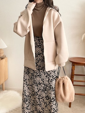 「classicalelf（クラシカルエルフ）のアイテム（パーカー）」を使った、TOMOさん（レディース・154cm）の秋コーディネート