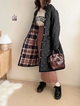 「MACKINTOSH PHILOSOPHY（ﾏｯｷﾝﾄｯｼｭ ﾌｨﾛｿﾌｨｰ）のアイテム（ノーカラーコート）」を使った、TOMOさん（レディース・154cm）の秋コーディネート