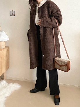 「Chillfar（チルファー）のアイテム（ノーカラーコート）」を使った、TOMOさん（レディース・154cm）の冬コーディネート
