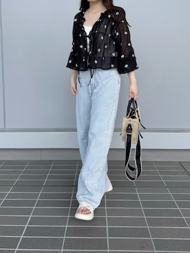 「tiptop（ティップトップ）の花刺繍シアーリボンブラウス（シャツ/ブラウス、ブラック系）」を使った、TOMOさん（レディース・154cm）の夏コーディネート