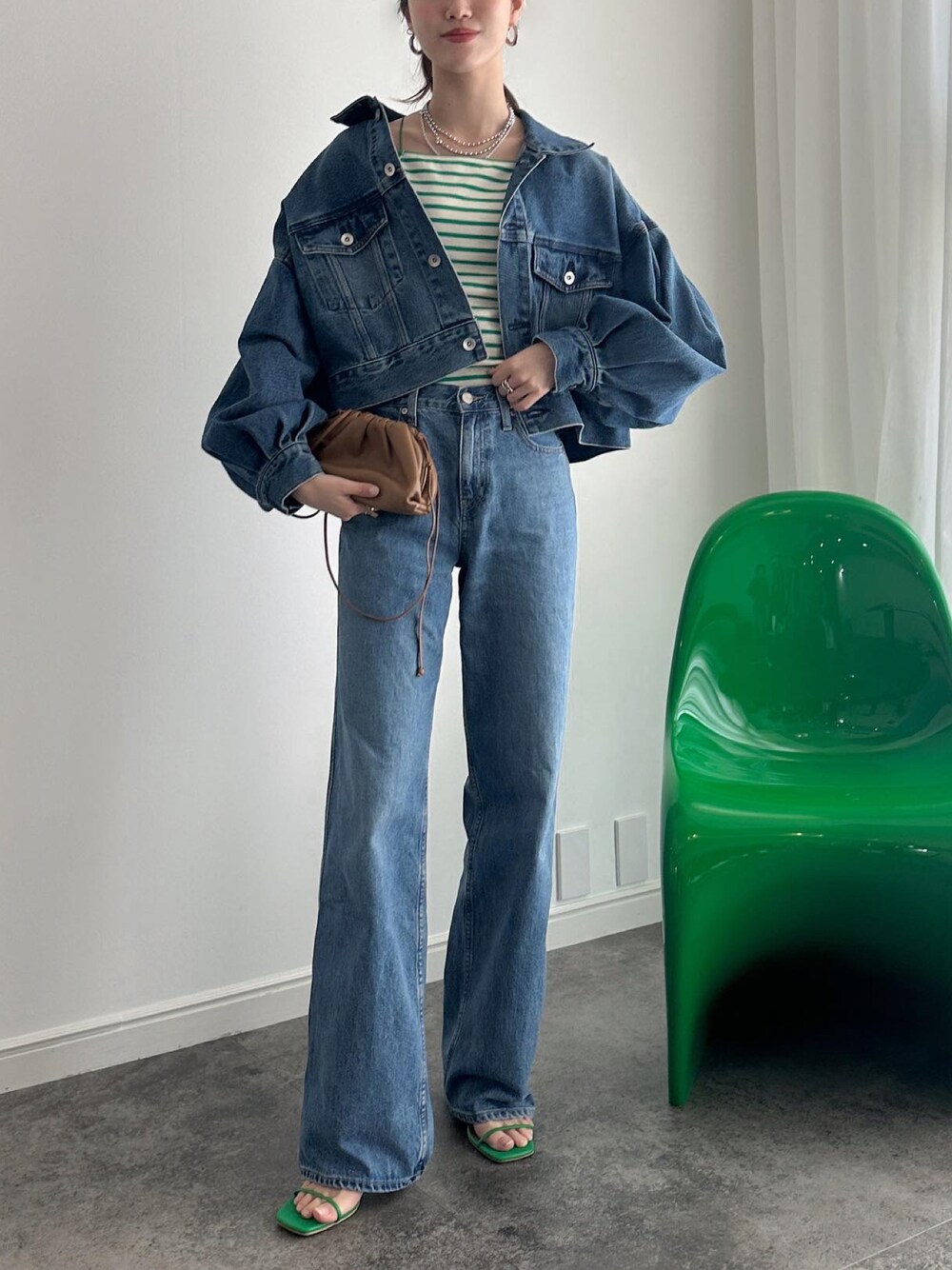 ELENDEEK（エレンディーク）の「ボリュームスリーブデニム