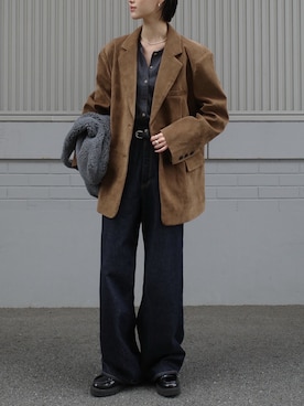 「アイテム（トートバッグ）」を使った、K A R E Nさん（レディース・167cm）の秋コーディネート