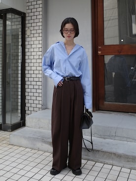 「アイテム（ハンドバッグ）」を使った、K A R E Nさん（レディース・167cm）の秋コーディネート
