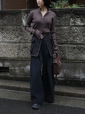 「アイテム（モカシン/デッキシューズ）」を使った、K A R E Nさん（レディース・167cm）の秋コーディネート