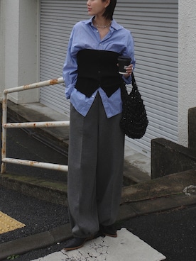 「アイテム（スウェットパンツ）」を使った、K A R E Nさん（レディース・167cm）の春コーディネート