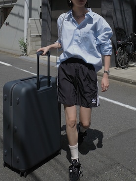 「アイテム（スウェットパンツ）」を使った、K A R E Nさん（レディース・167cm・20代）の夏コーディネート