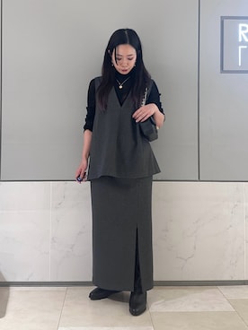 「タイトスカート」｜「アイテム（ベスト、グレー系）」を使った、yuguさん（レディース・149cm）の秋コーディネート