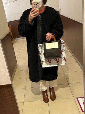 「coen（コーエン）のアイテム（ノーカラーコート）」を使った、瑛さん（レディース・161cm）の冬コーディネート
