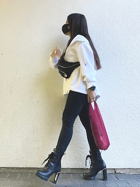 「PRADA（プラダ）のアイテム」を使った、Ｍ Ｏ Ｅ Ｋ Ｏさん（レディース・150cm）の秋コーディネート