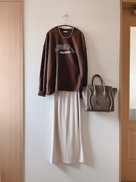 teey+さんの（CELINE | セリーヌ）を使ったコーディネート