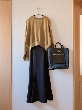 「マーメイドスカート」｜「アイテム（ノーカラーコート）」を使った、teey+さん（レディース・155cm）の秋コーディネート