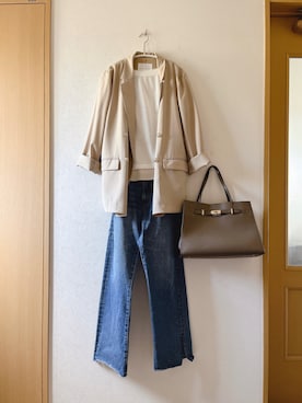 「仕事コーデ」｜「アイテム（ジャケット/アウター）」を使った、teey+さん（レディース・155cm）の秋コーディネート