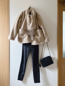 「Acne Studios（アクネストゥディオズ）のACNE STUDIOS CANADA マフラー（マフラー）」を使った、teey+さん（レディース・155cm）の冬コーディネート