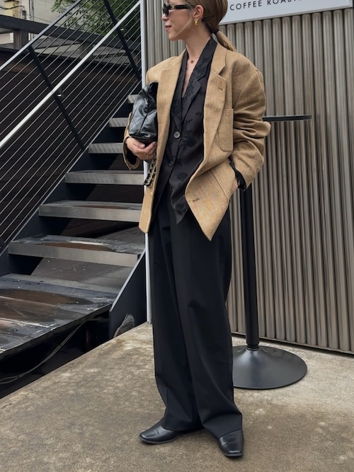 「aquagarage(アクアガレージ)の花柄刺繍テーラードジャケット(その他アウター)」を使った、Oo.hiro.oOさん(レディース・159cm)の春コーディネート