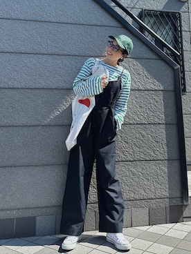 「KBF（ケイビーエフ）のアイテム（オールインワン・サロペット）」を使った、Oo.hiro.oOさん（レディース・159cm）の春コーディネート