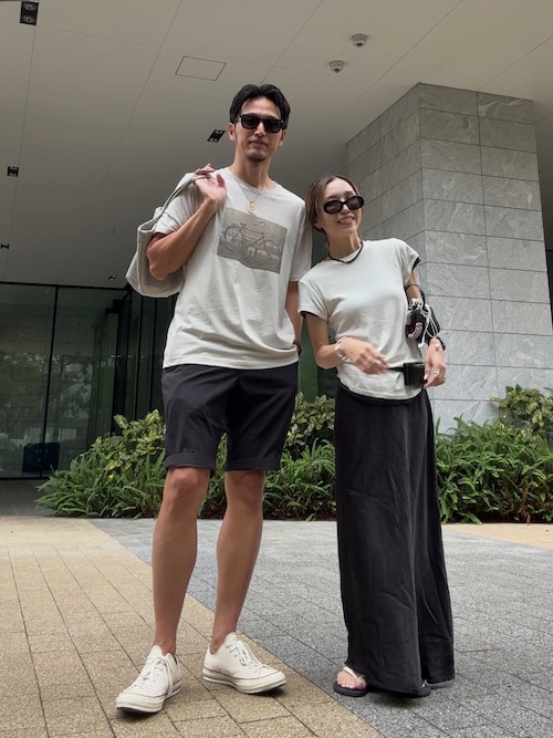 「BANANA REPUBLIC FACTORY STORE(バナナリパブリック ファクトリーストア)のBANANA REPUBLIC FACTORY STORE グラフィックプリントTシャツ(Tシャツ/カットソー)」を使った、Oo.hiro.oOさん(レディース・159cm)の秋コーディネート